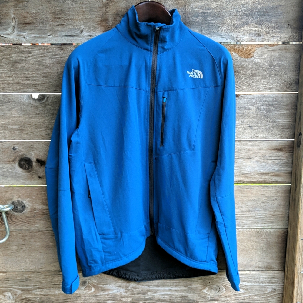 North Face jacket, Blue, medium. Zipper closure. Men's